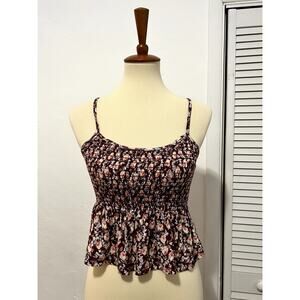 Cute Smocked Floral Crop Top 🌸 Size S